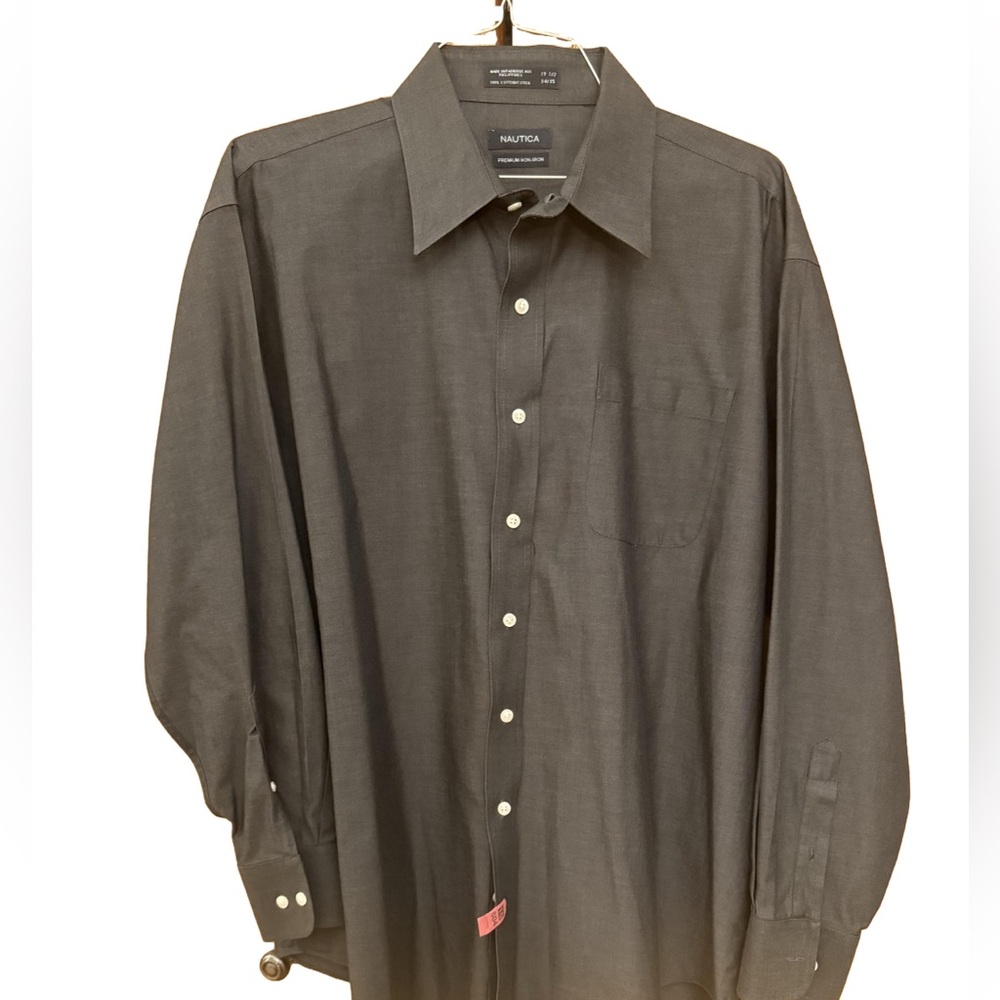 Nautica button-down dress shirt men’s size 17.5 34/35
